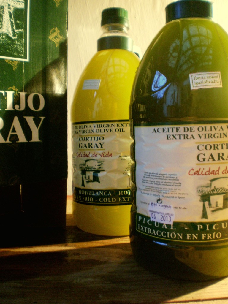 Cortijo Garay Picual és Hojiblanca 2 l PET, szűretlen Cortijo Garay Picual és Hojiblanca 2 l PET, szűretlen
