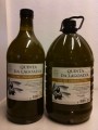 Quinta da Lagoalva – Az olasz portugál. Olasz fajtákból készült, mégis portugál karakterű, könnyed, enyhén gyümölcsös, szűretlen házasítás (frantoio, moraiolo), 0,2º savtartalom. 0,5 l üveg 2.600.- / 3 l PET 7.500.- (2.500.-/l) / 5 l PET 10.500.- (2.100.-/l)